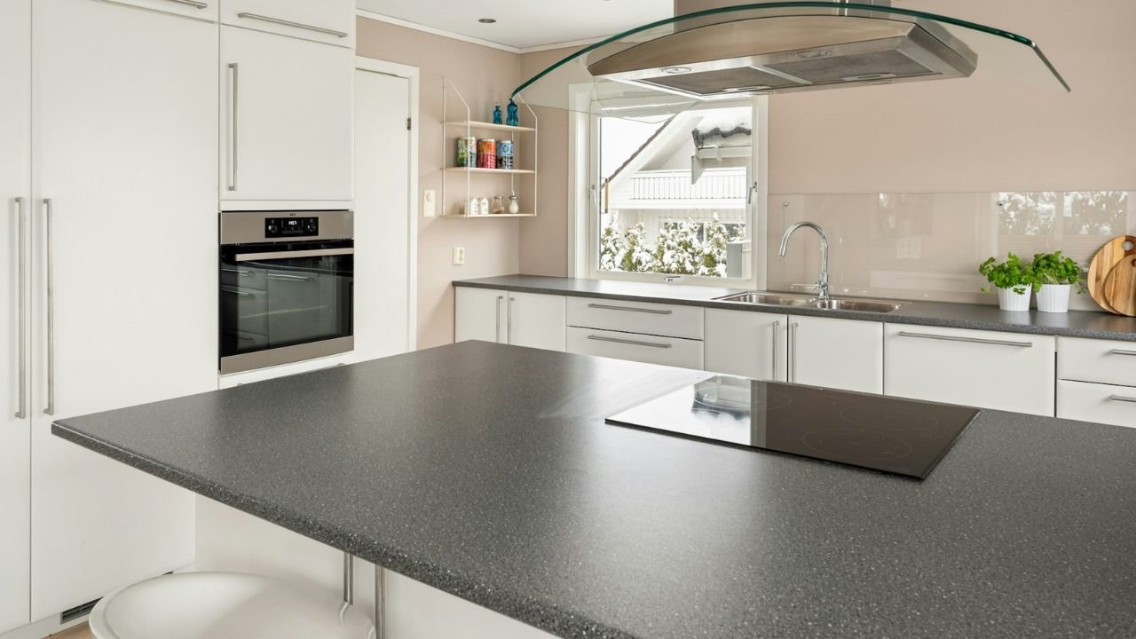 Silestone ou Dekton